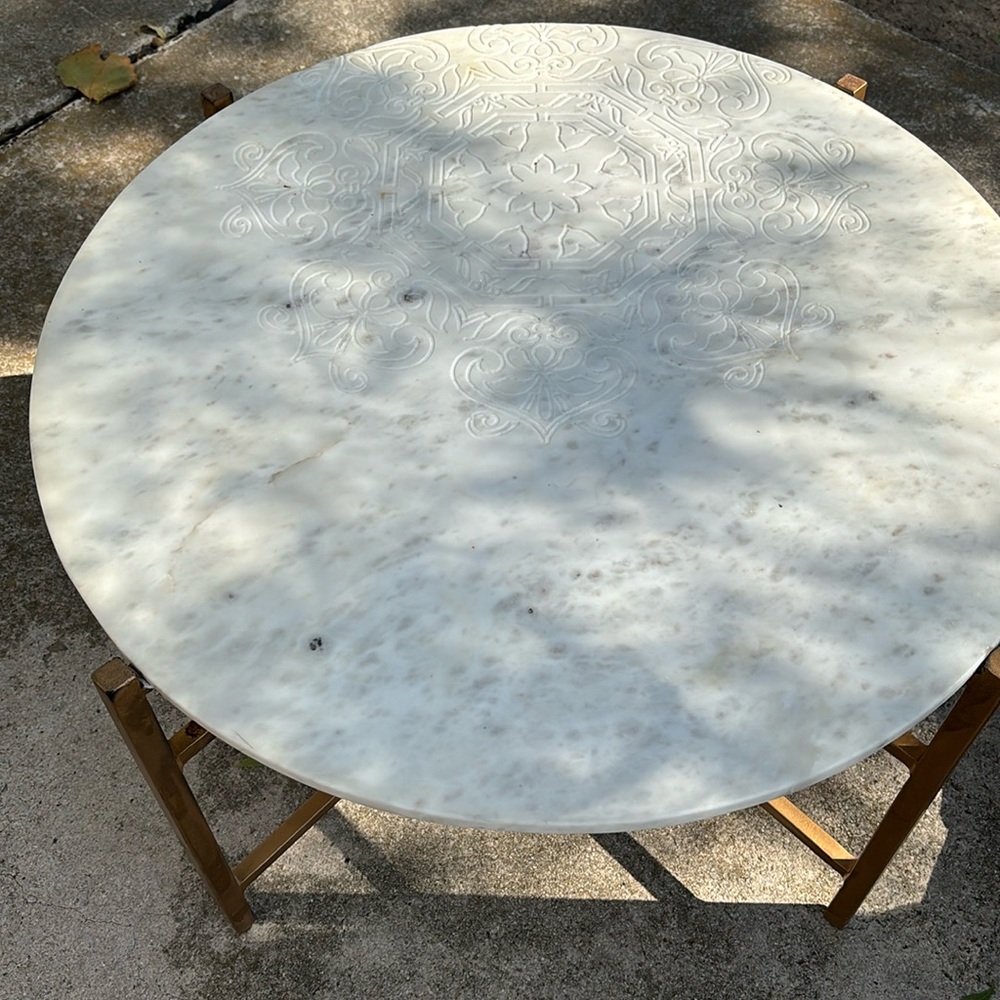 Pier 1 coffee table